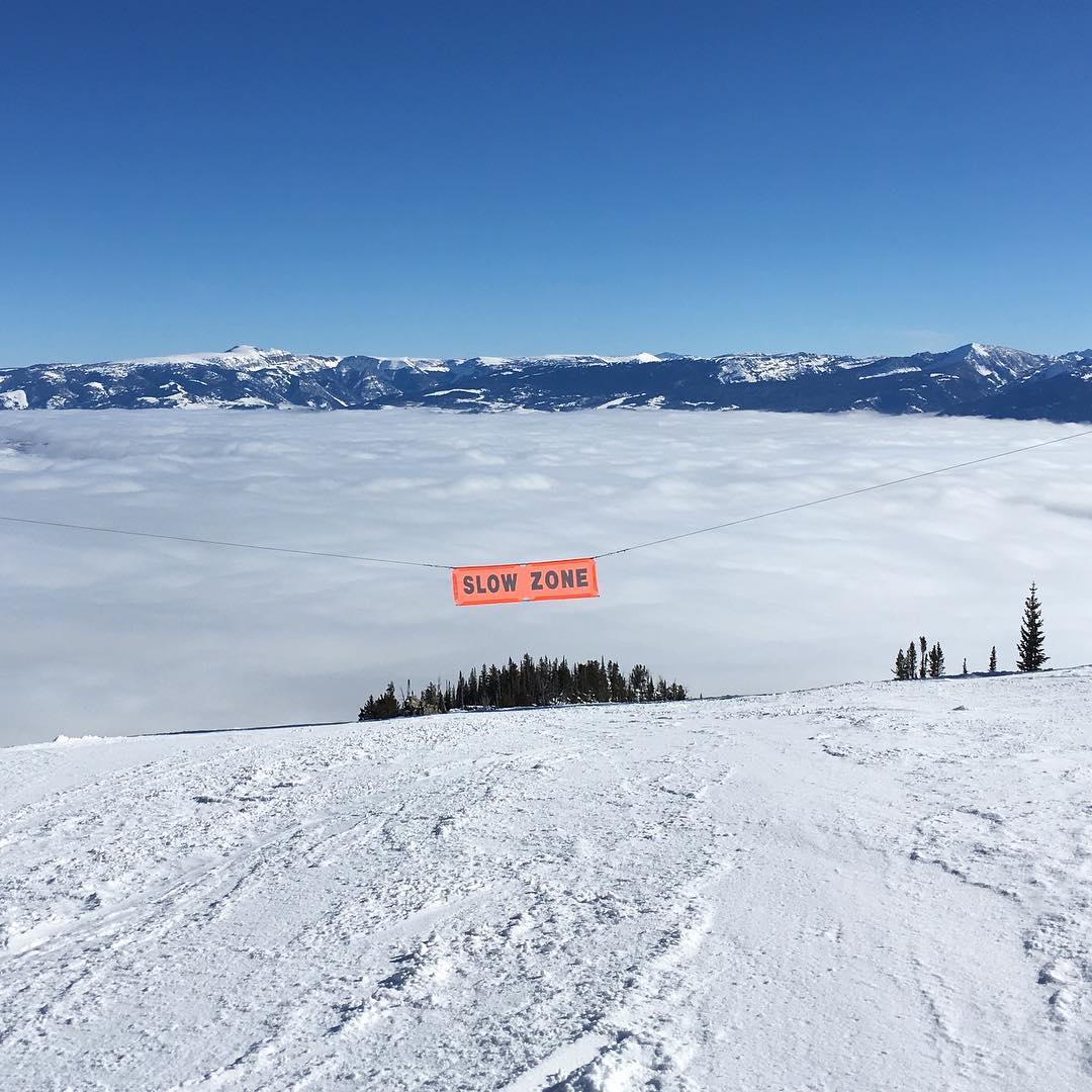 day 05. 01.16.18
#jacksonhole #jhmr #ifyoudontknowdontgo #tetons #inversion #fog #bluebird #snowboarding
