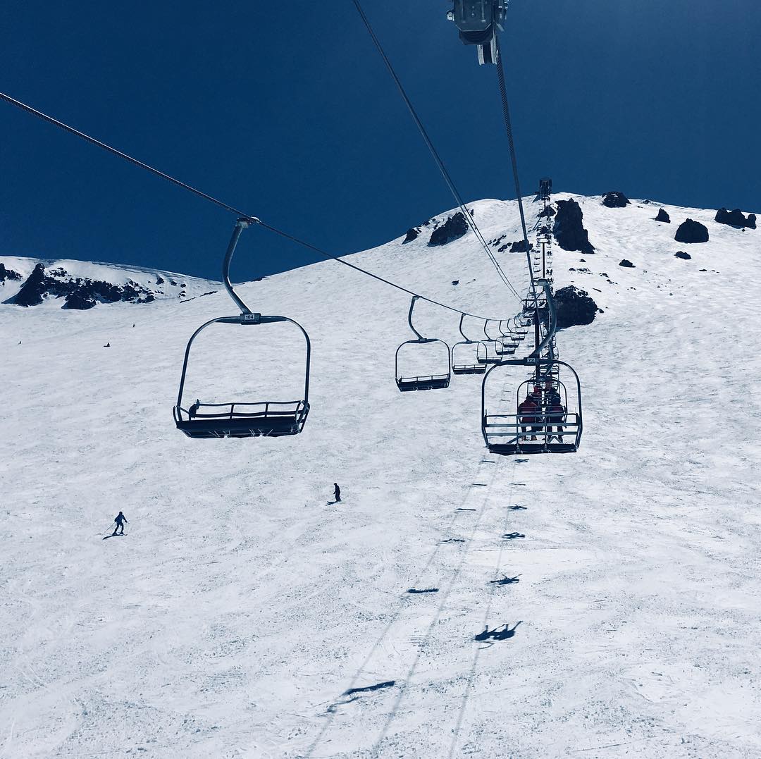 day 18. 04.14.18 #chair23 #bluebird #snowboarding #mammoth #mammothmountain #mammothlakes #mammothstories